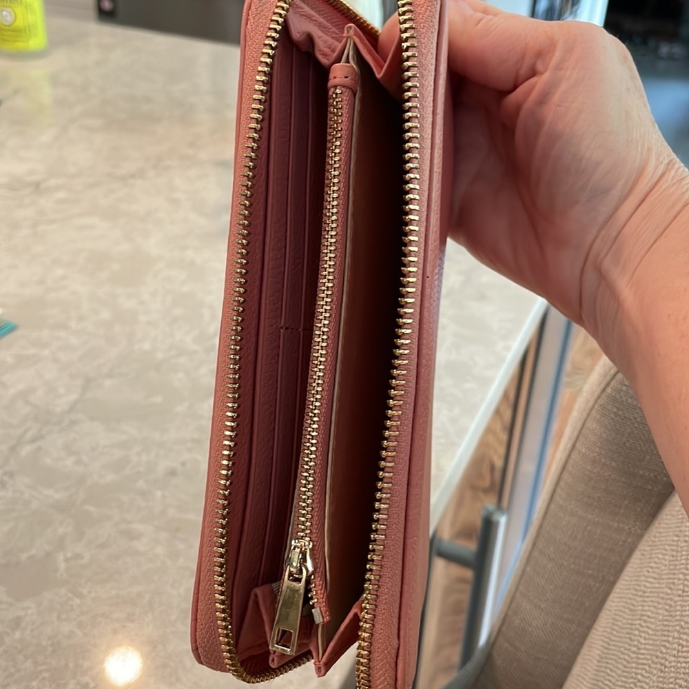 Ora Delphne pink zip around wallet - Picture 6 of 8